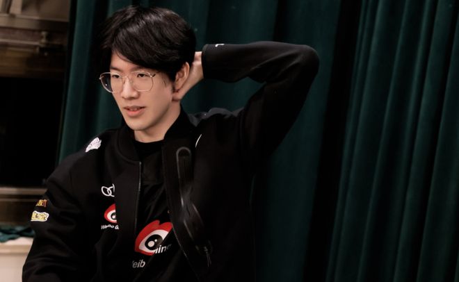 稳固防守的 稳固防守的